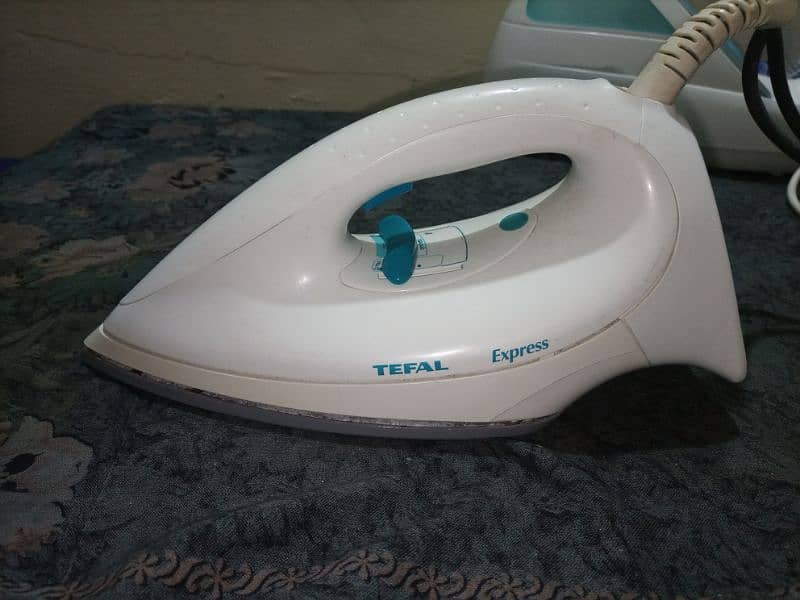 TEFAL EXPRESS IRON 2