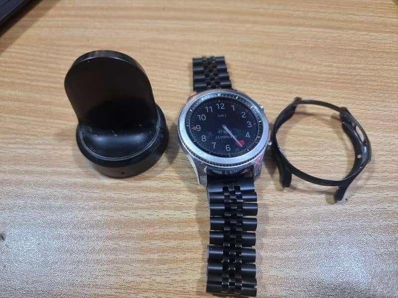 samsung Gear S3 classic 3