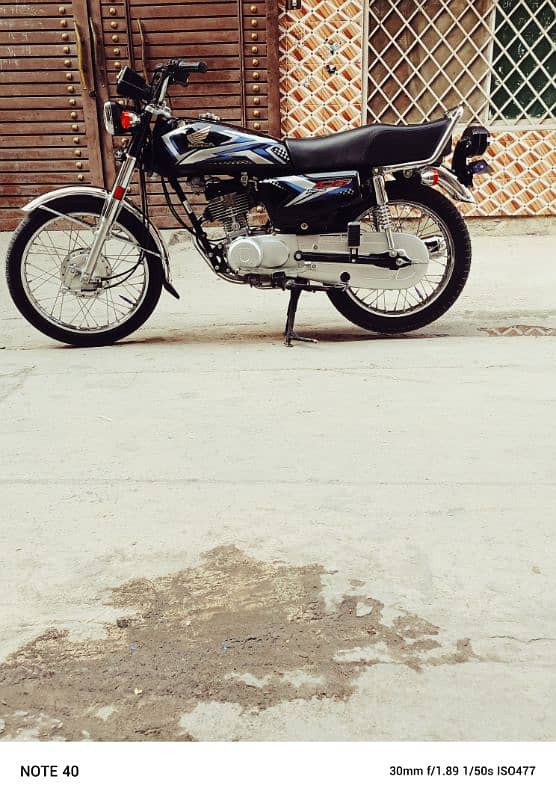 honda cg 125 converted 25 orignal 23 ka bhot saff ha 1