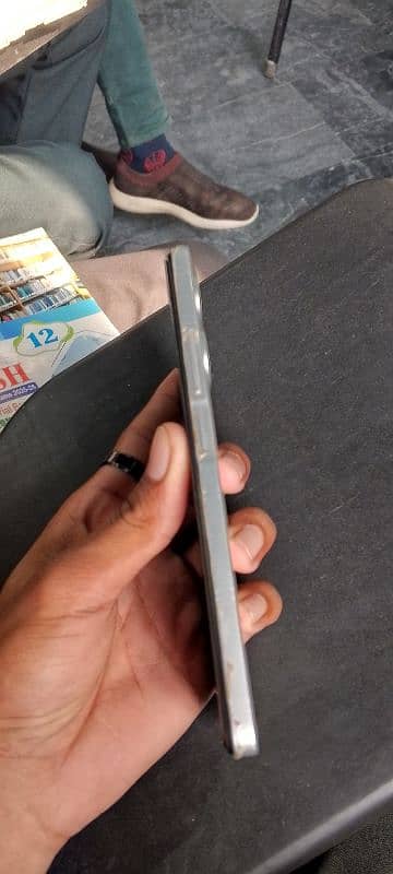 Infinix Hot 30 1 Year used in  new condition 4