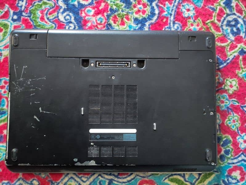 DELL LATITUDE E6440 CORE i5 4th generation 4