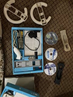 nintendo wii with 3 game cd