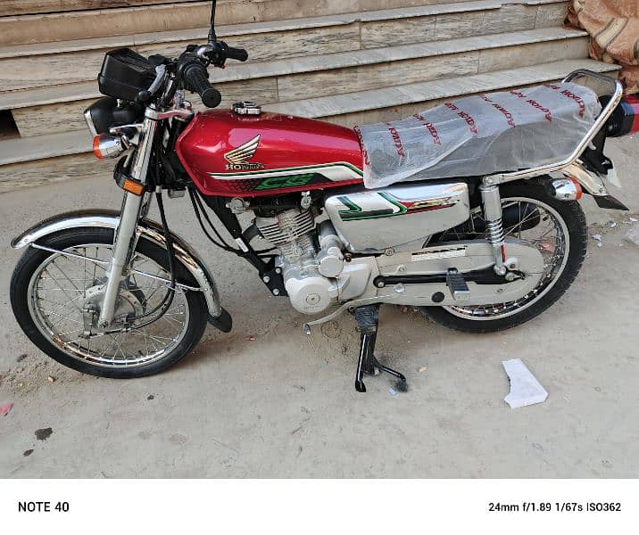 Honda 125 self start special edition 2023 model rawalpindi number 8