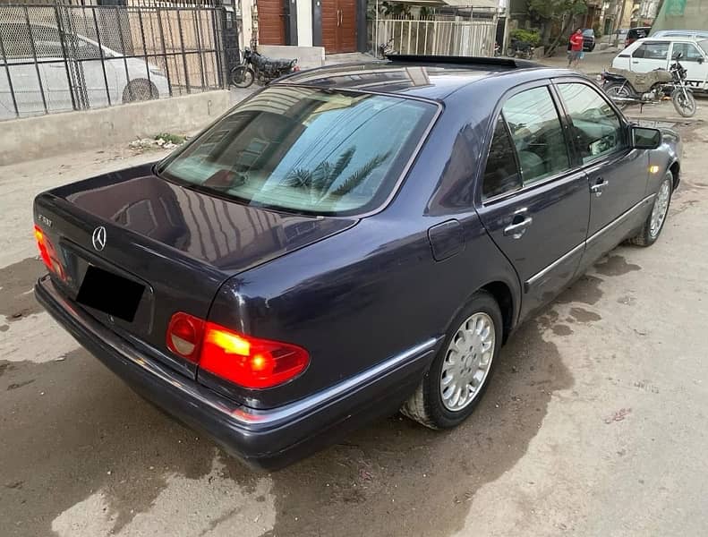 Mercedes Benz E300 1998 7