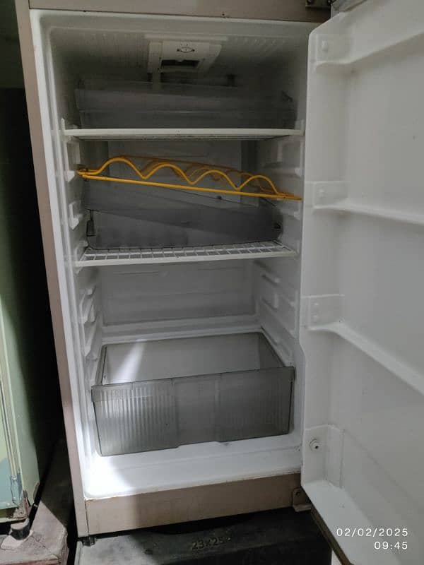 Refrigerator 6