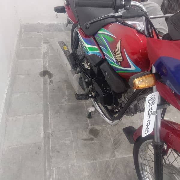 honda prider 21 model 10000 malig lash kandishn hai 0