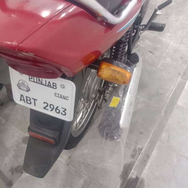 honda prider 21 model 10000 malig lash kandishn hai 2