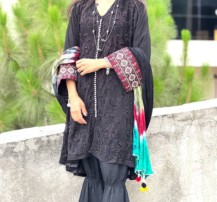 Black pearl shirt with ghraara, bell trouser with dyed dopatta . 0