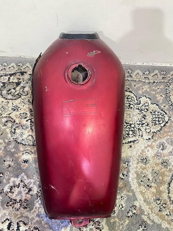 Down model 125 Fuel Tanks 5