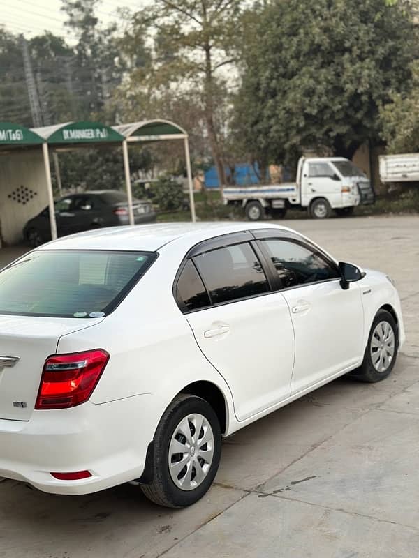 Toyota Corolla Axio 2015 5