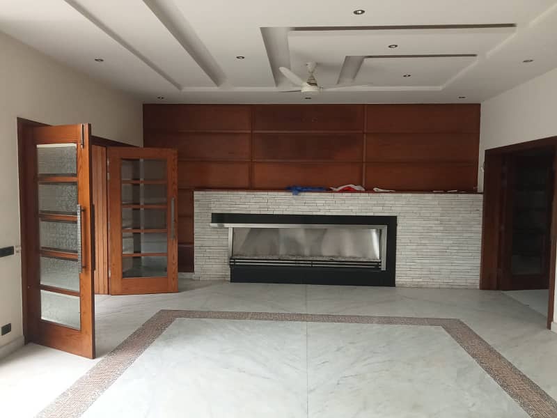 02 Kanal Slightly Used Bungalow For Sale In DHA Phase 3 Lahore 13