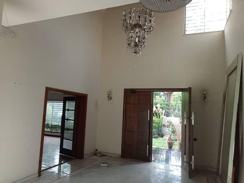 02 Kanal Slightly Used Bungalow For Sale In DHA Phase 3 Lahore 20