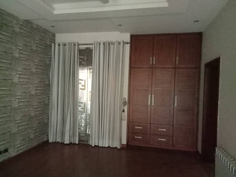 02 Kanal Slightly Used Bungalow For Sale In DHA Phase 3 Lahore 23