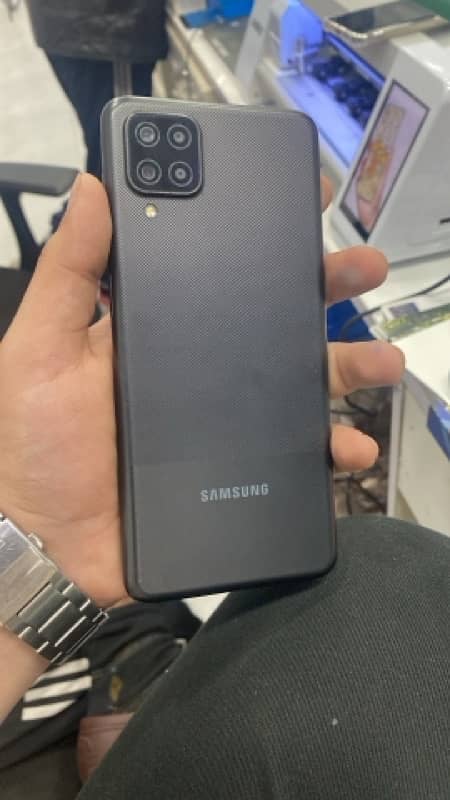 Samsung A12 0