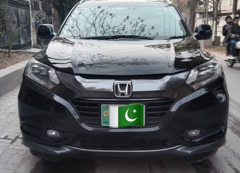 Honda Vezel 2014 for urgent sale 0