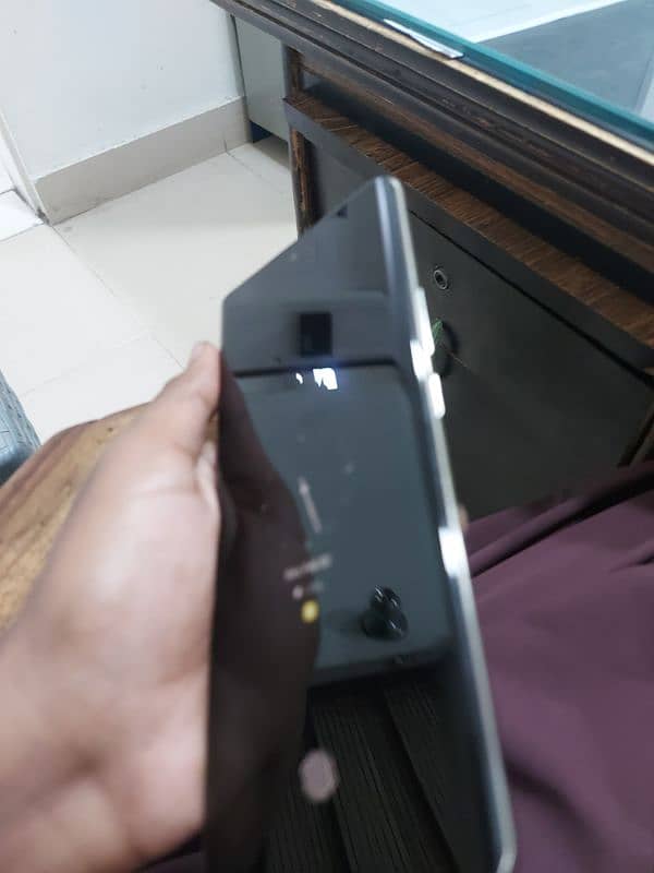 Infinix Zero 30 Curved 1