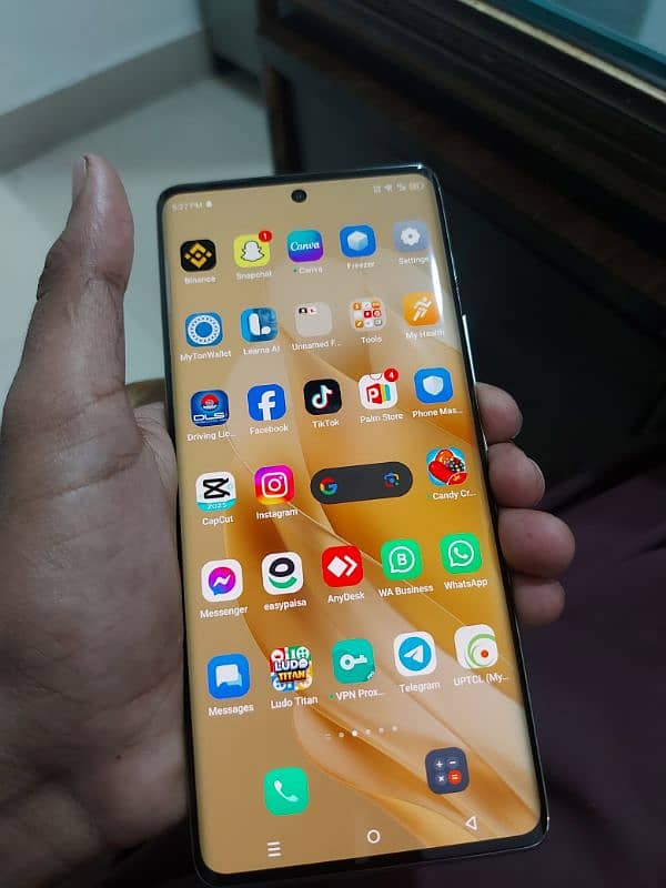 Infinix Zero 30 Curved 3