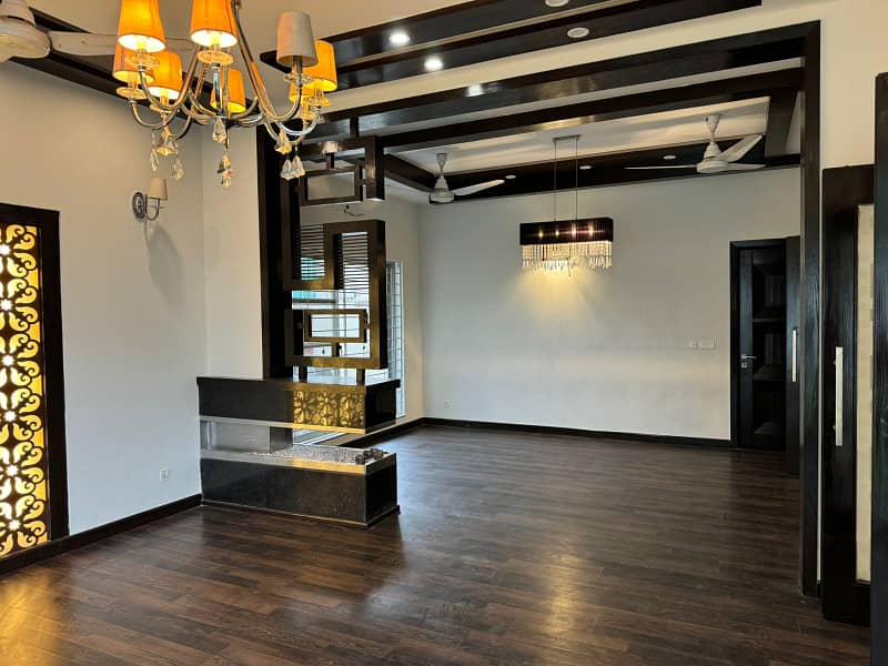 Out Off Market 01 Kanal Modern Design House For Rent In DHA Phase 3 Lahore. 3