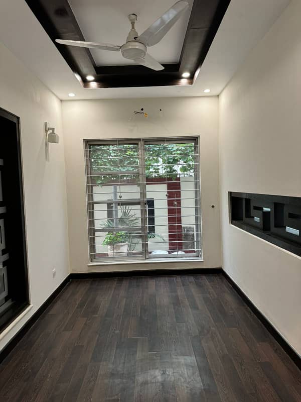 Out Off Market 01 Kanal Modern Design House For Rent In DHA Phase 3 Lahore. 9