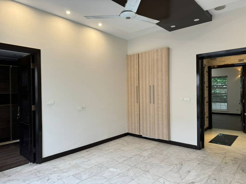 Out Off Market 01 Kanal Modern Design House For Rent In DHA Phase 3 Lahore. 14