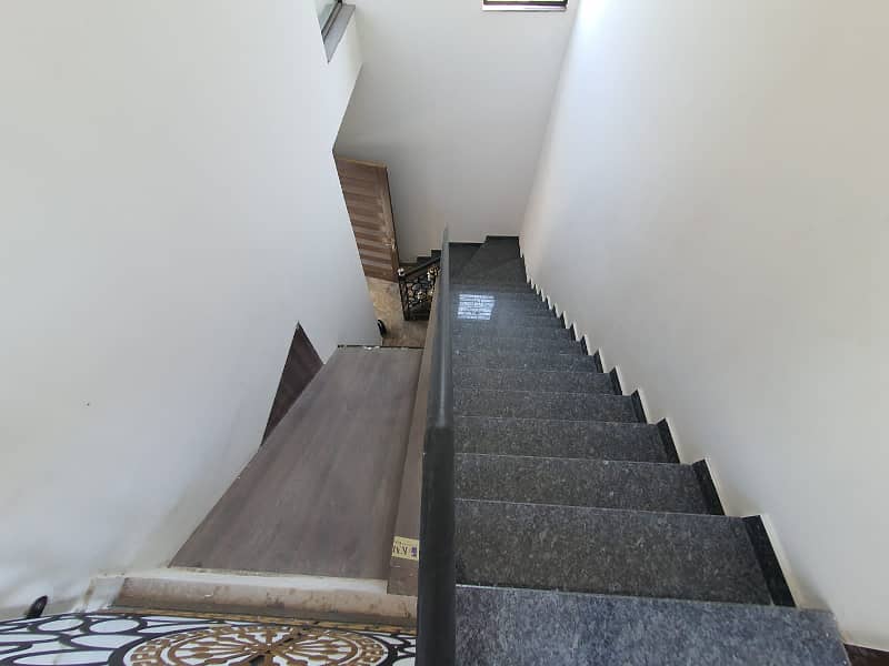 01 Kanal Modern Design Brand New House For Rent In DHA Phase 6 Block-L Lahore. 8