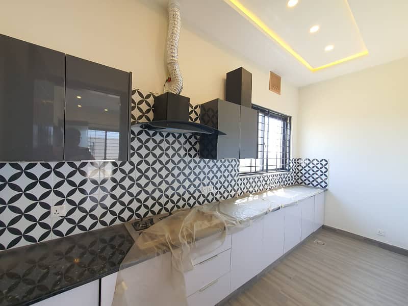 01 Kanal Modern Design Brand New House For Rent In DHA Phase 6 Block-L Lahore. 11