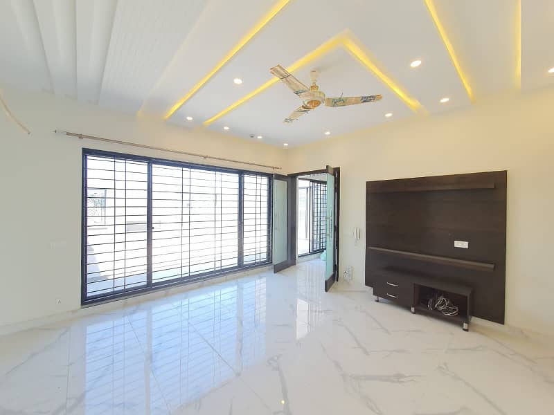 01 Kanal Modern Design Brand New House For Rent In DHA Phase 6 Block-L Lahore. 14