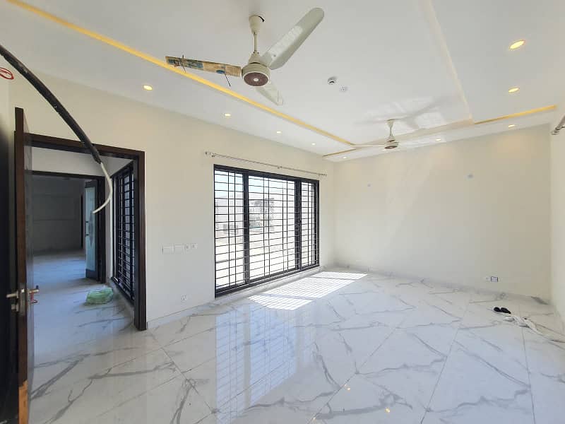 01 Kanal Modern Design Brand New House For Rent In DHA Phase 6 Block-L Lahore. 15