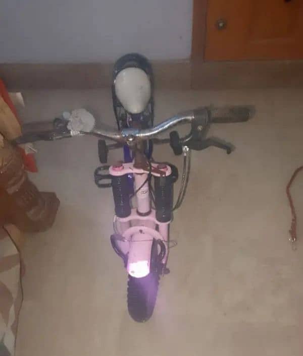 imported cycle  for 4 to 7 years children 12 size 6