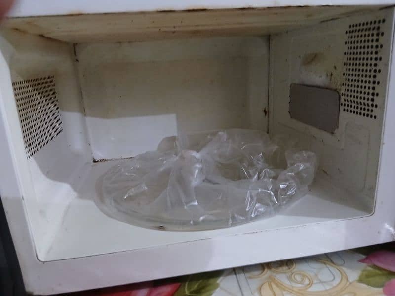 Microwave oven for sale 1