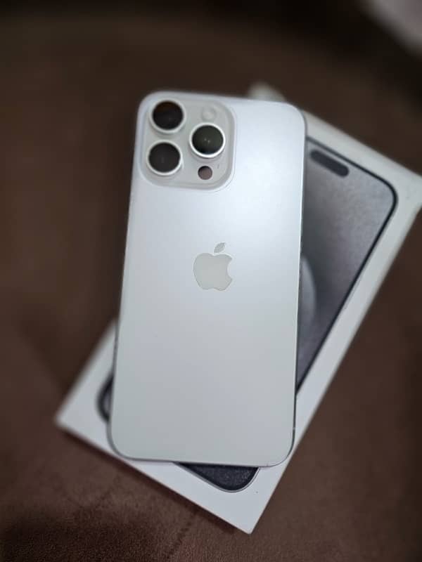 iphone 15 pro 128GB jv With Box LLA 0