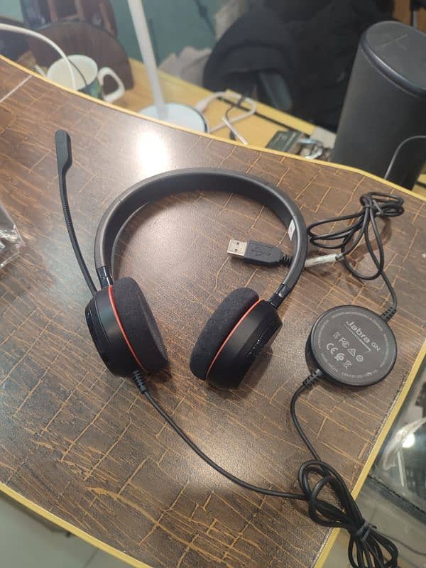 Jabra Evolve 20 , Jabra Evolve 30 1