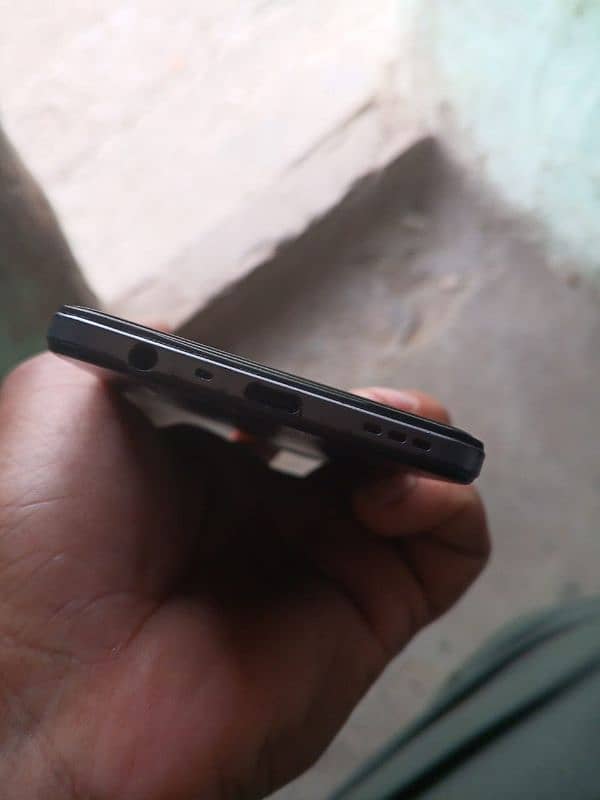 oppo f17 condition 10/10 6