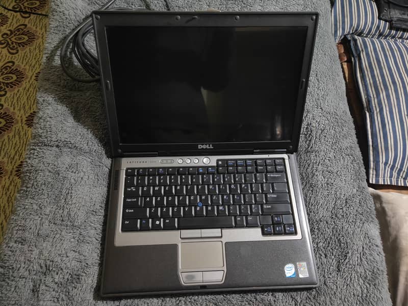 Dell Latitude D620 Laptop for Sale 6