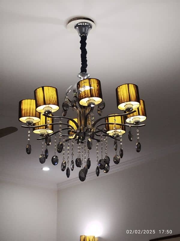 chandelier 0