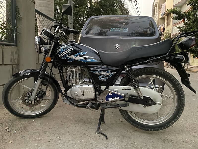 Suzuki GS-150 3