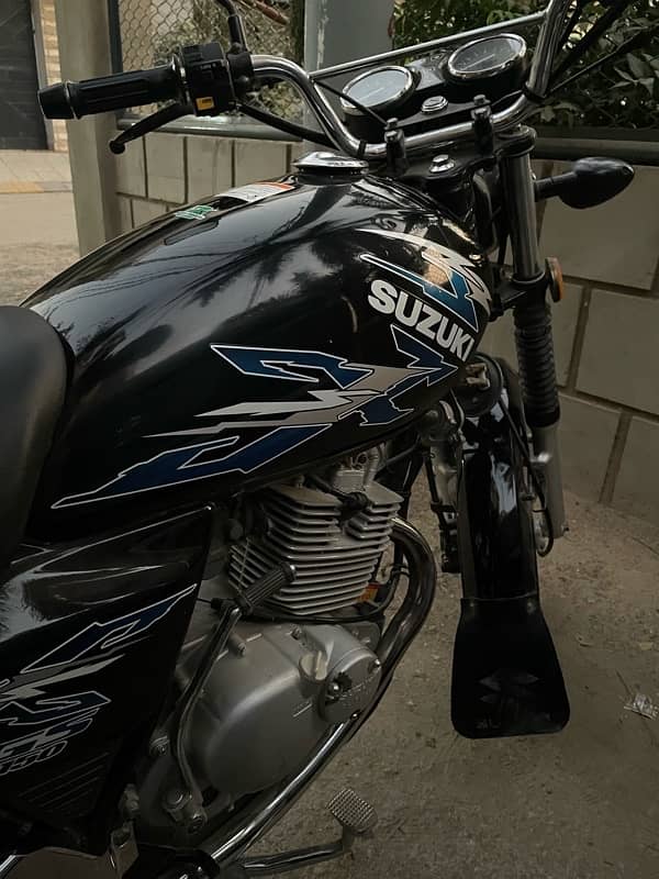 Suzuki GS-150 7