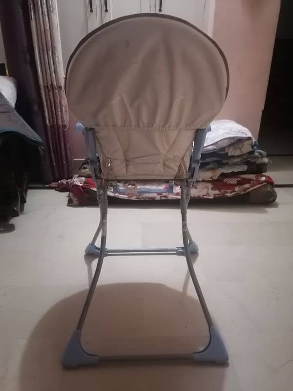 very comfortable baby dinning chair 1