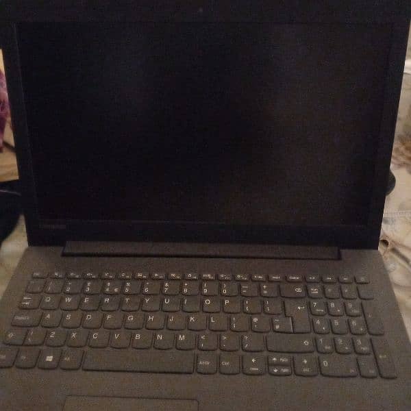 Laptop Lenovo thinkpad i3.4Gb.  1 TB.  15" 1