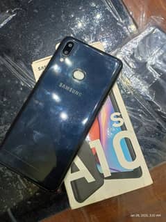 Samsung A10s 2gb ram 32gb rom