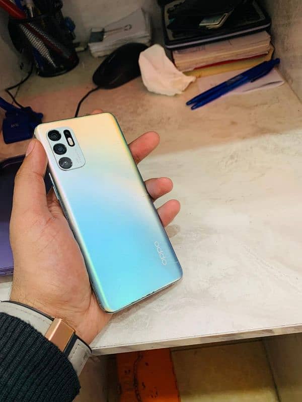 Oppo Reno 6 0