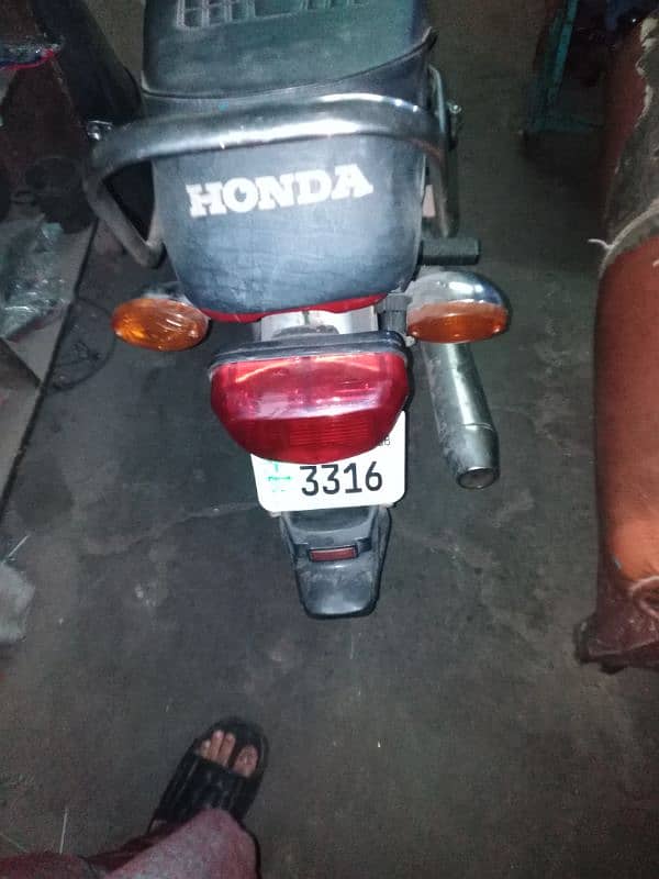 Honda CD 70 model 2008 03238058994 whattsapp and call number 5