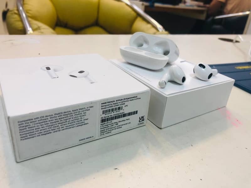 Apple AirPods 3rd generation 0