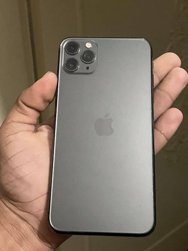 iphone 11 pro max 2