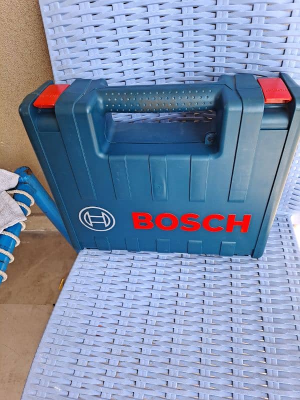 Bosch GSB 16 RE 701W Professional Drill Machine 0