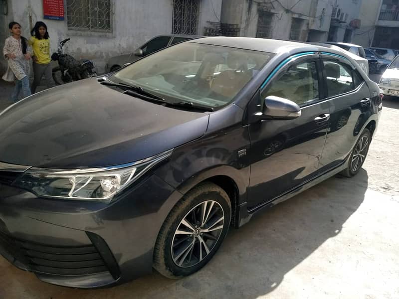 Toyota Corolla Altis 2018 3