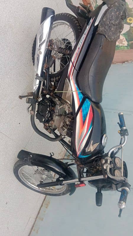 Honda cg 125 dream for sell demand 100k 2