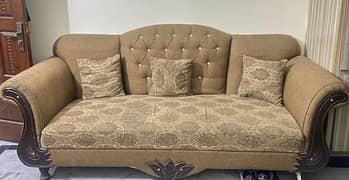 07 seater sofa made of solid wood