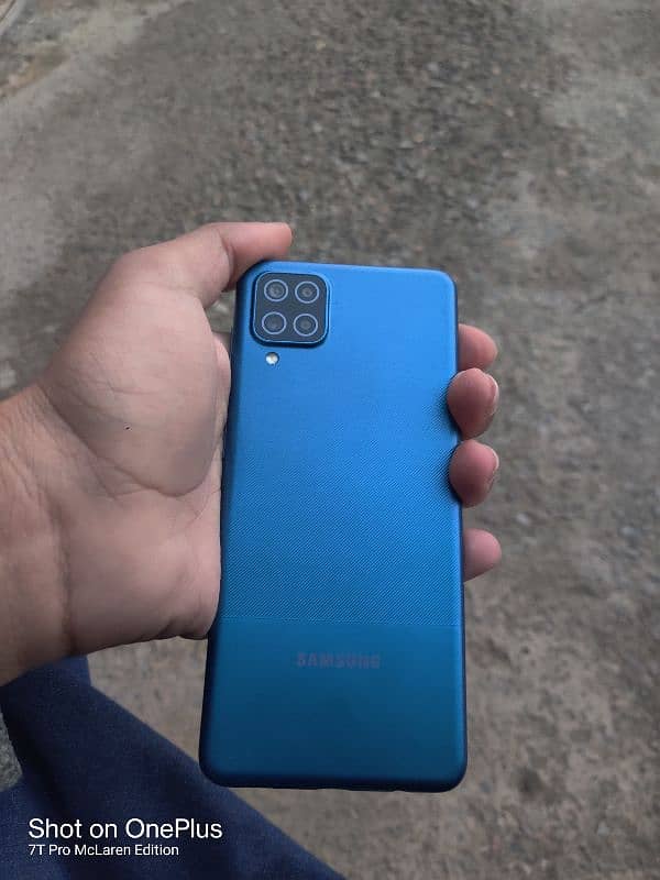 Samsung Galaxy A12 6