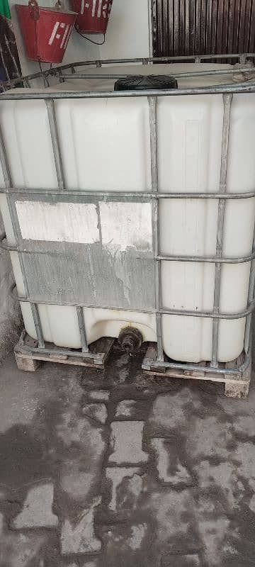 1000 Litre Petrol Tankey for sale 3